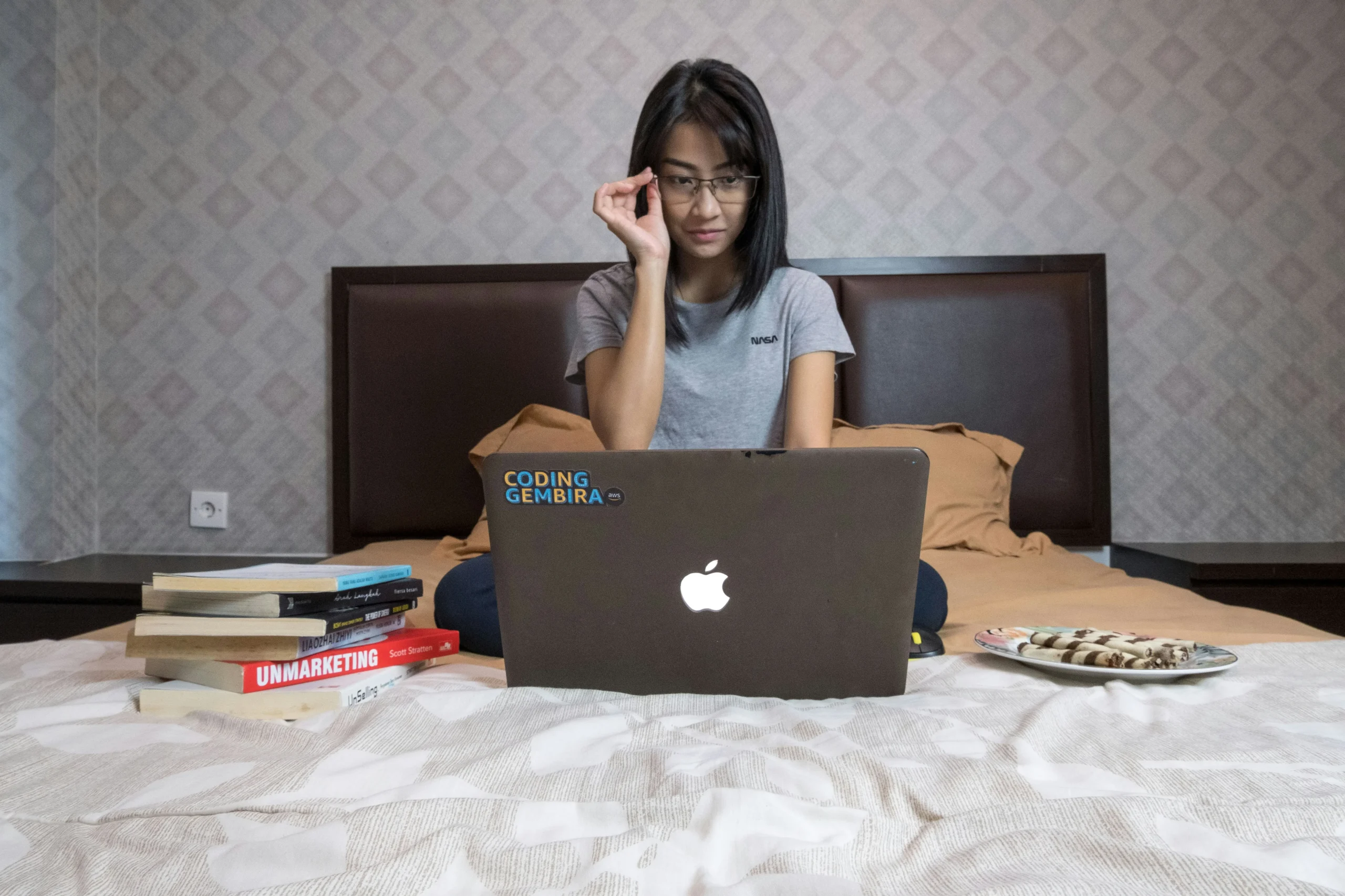 FastPublications: How to Answer Reviewer Comments Efficiently in an Academic Paper